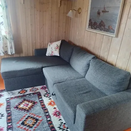 Hus Med Masse Overnattingsplasser Pa Muruvang Gard Дом отдыха Sel